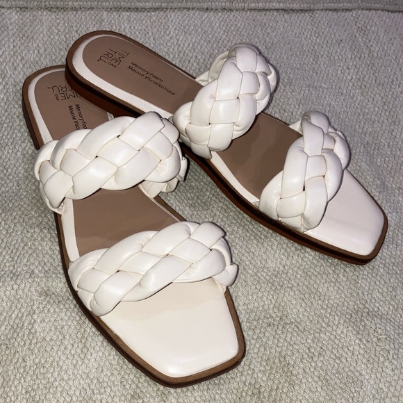 Time and Tru women’s size 7 off White Braided memory foam Sandals - Picture 8 of 14